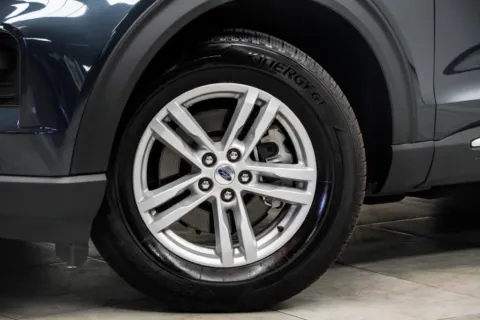More photos of 2024 Ford Explorer XLT at Grand Motorcars Marietta, GA