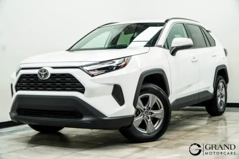 White 2024 Toyota RAV4 XLE for sale in Marietta, GA
