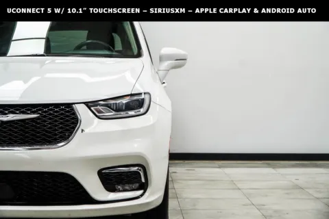 More photos of 2022 Chrysler Pacifica Touring L at Grand Motorcars Marietta, GA