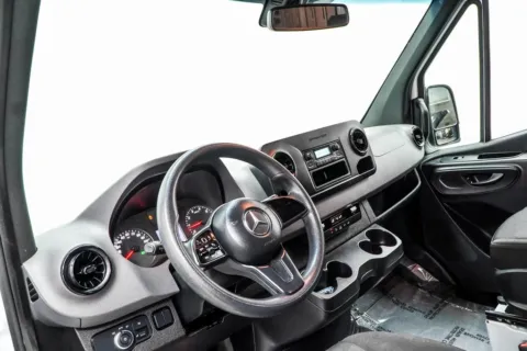 More photos of 2022 Mercedes-Benz Sprinter 2500 Cargo 170 WB at Grand Motorcars Marietta, GA