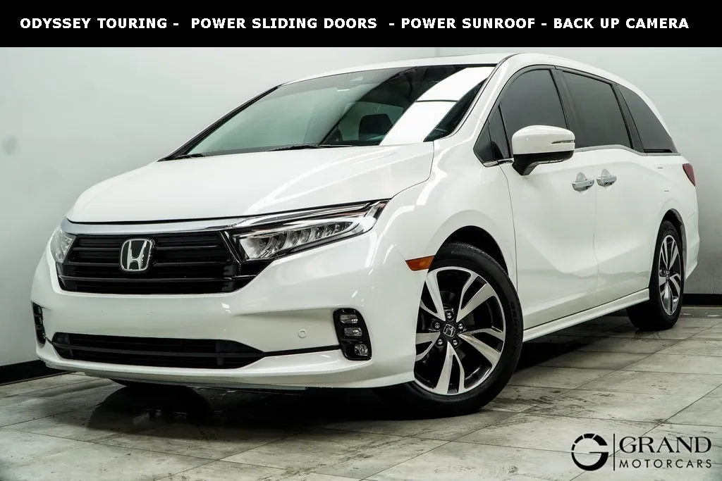 White 2022 Honda Odyssey Touring for sale in Marietta, GA