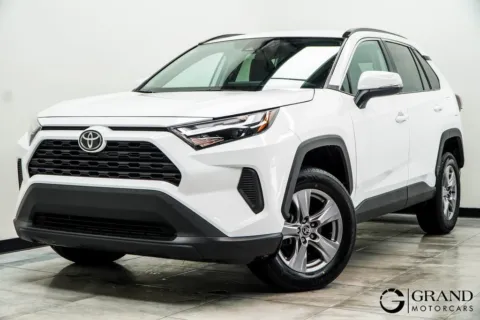 White 2024 Toyota RAV4 XLE for sale in Marietta, GA