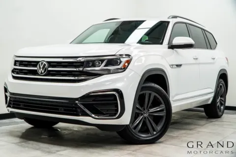 White 2021 Volkswagen Atlas 3.6L V6 SE w/Technology R-Line for sale in Marietta, GA