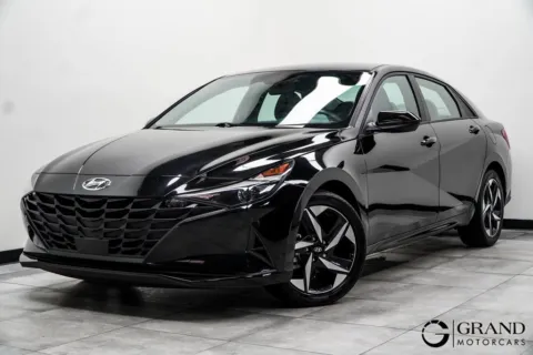 Black 2023 Hyundai Elantra SEL for sale in Marietta, GA