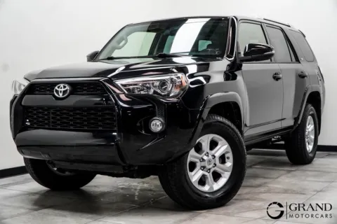 Black 2018 Toyota 4Runner SR5 for sale in Marietta, GA