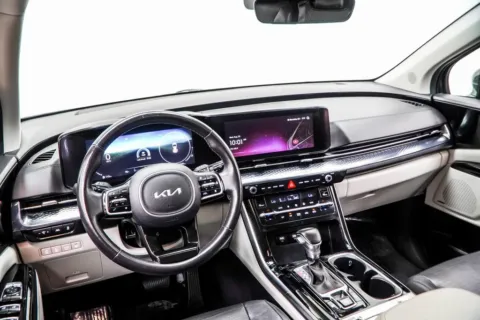 More photos of 2024 Kia Carnival SX Prestige at Grand Motorcars Marietta, GA