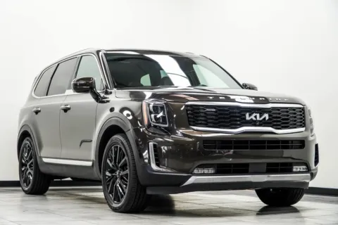 More photos of 2022 Kia Telluride SX at Grand Motorcars Marietta, GA