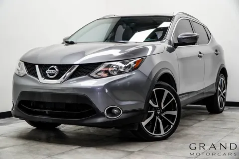 Gray 2017 Nissan Rogue Sport SL for sale in Marietta, GA