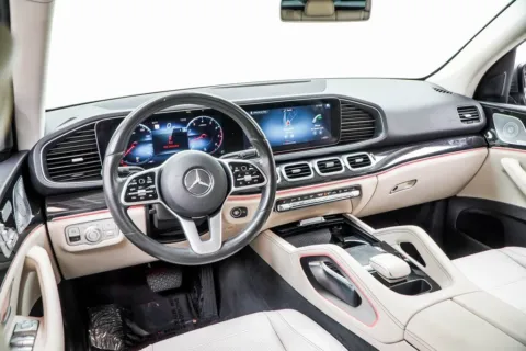 More photos of 2020 Mercedes-Benz GLE 350 at Grand Motorcars Marietta, GA