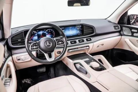 More photos of 2022 Mercedes-Benz GLE 350 at Grand Motorcars Marietta, GA