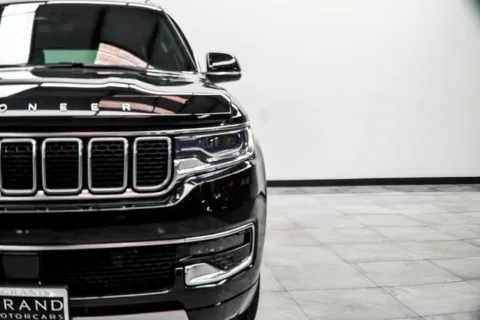 More photos of 2023 Jeep Wagoneer L Series II at Grand Motorcars Marietta, GA