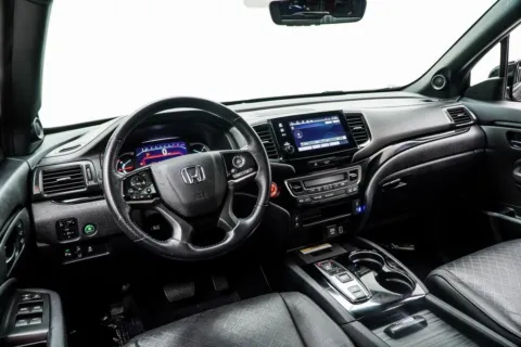More photos of 2019 Honda Passport Elite at Grand Motorcars Marietta, GA