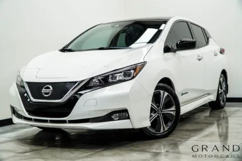 White 2018 Nissan Leaf SV for sale in Marietta, GA