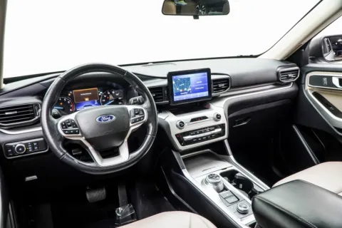 More photos of 2022 Ford Explorer XLT at Grand Motorcars Marietta, GA