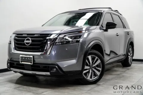 Gray 2022 Nissan Pathfinder SL for sale in Marietta, GA