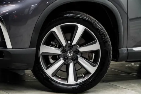 Another view of 2023 Honda Pilot Elite for sale in Marietta, GA at Grand Motorcars Marietta