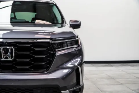 More photos of 2023 Honda Pilot Elite at Grand Motorcars Marietta, GA