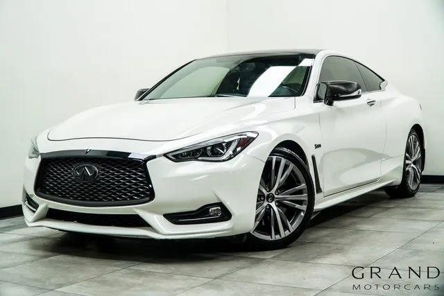2017 INFINITI Q60 Coupe Sport