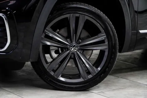 Another view of 2022 Volkswagen Atlas 3.6L V6 SEL R-Line for sale in Marietta, GA at Grand Motorcars Marietta