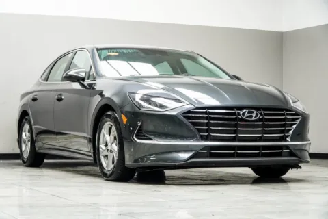 More photos of 2023 Hyundai Sonata SE at Grand Motorcars Kennesaw, GA