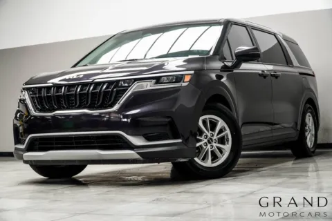 Gray 2024 Kia Carnival LX for sale in Kennesaw, GA