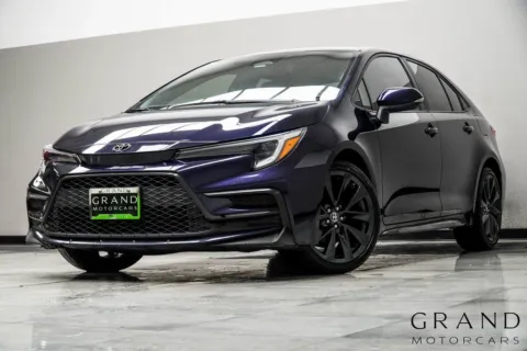 Gray 2023 Toyota Corolla SE for sale in Kennesaw, GA