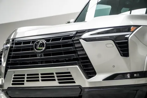 Photos of 2025 Lexus GX 550 Premium+ for sale in Kennesaw, GA at Grand Motorcars Kennesaw