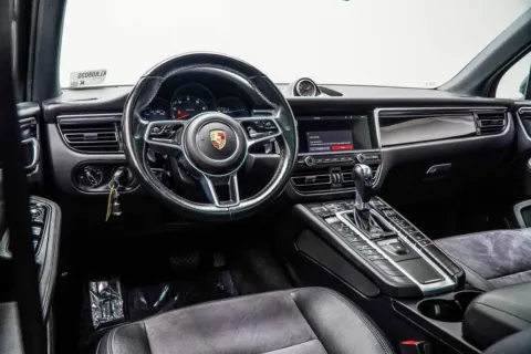 More photos of 2019 Porsche Macan at Grand Motorcars Kennesaw, GA