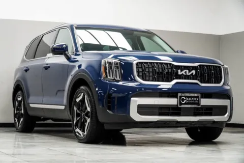 More photos of 2024 Kia Telluride EX at Grand Motorcars Kennesaw, GA