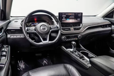 More photos of 2023 Nissan Altima 2.5 SL at Grand Motorcars Kennesaw, GA