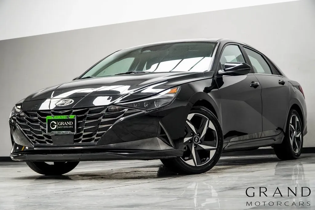 Black 2022 Hyundai Elantra Limited for sale in Kennesaw, GA