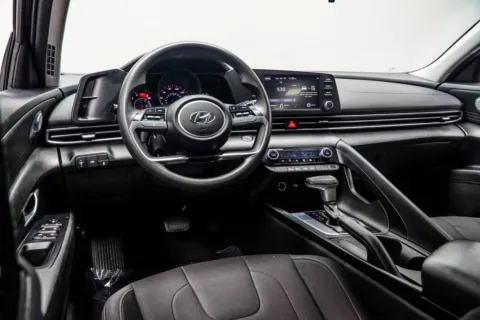 More photos of 2023 Hyundai Elantra SEL at Grand Motorcars Kennesaw, GA