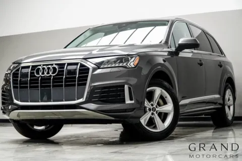 Gray 2024 Audi Q7 45 Premium Plus for sale in Kennesaw, GA