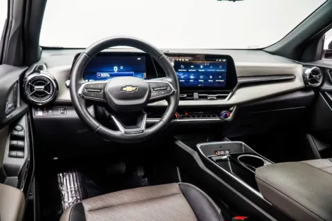 More photos of 2025 Chevrolet Equinox LT at Grand Motorcars Kennesaw, GA