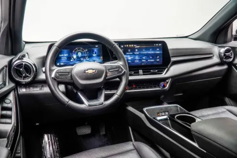 More photos of 2025 Chevrolet Equinox LT at Grand Motorcars Kennesaw, GA