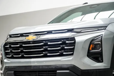 Photos of 2025 Chevrolet Equinox LT for sale in Kennesaw, GA at Grand Motorcars Kennesaw