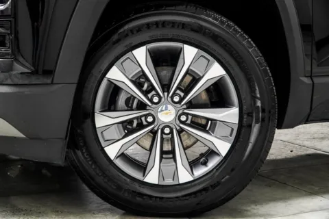 Another view of 2025 Chevrolet Equinox LT for sale in Kennesaw, GA at Grand Motorcars Kennesaw