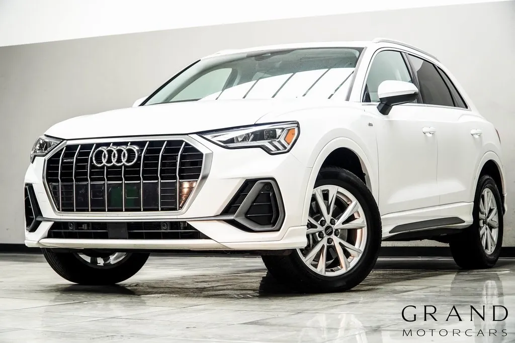 White 2025 Audi Q3 Premium for sale in Kennesaw, GA