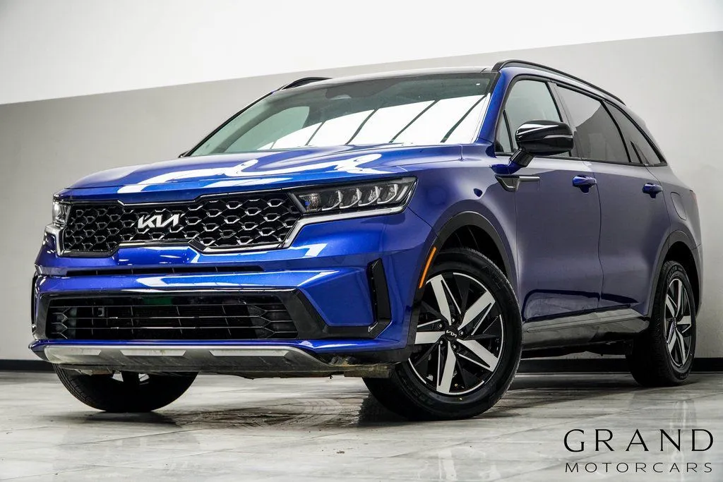 Blue 2023 Kia Sorento S for sale in Kennesaw, GA