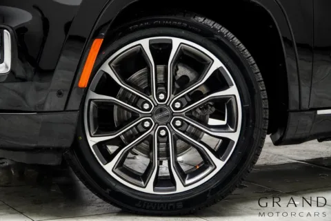 Another view of 2022 Jeep Grand Wagoneer Series III for sale in Kennesaw, GA at Grand Motorcars Kennesaw