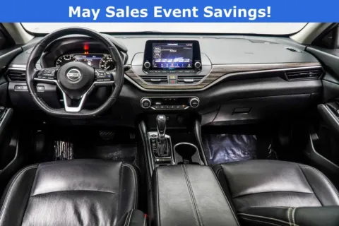 More photos of 2022 Nissan Altima 2.5 SL at Grand Motorcars Kennesaw, GA