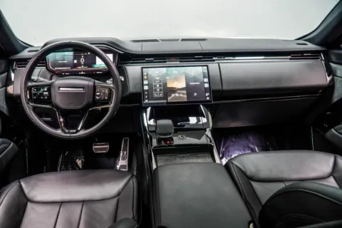 More photos of 2024 Land Rover Range Rover Sport Dynamic SE at Grand Motorcars Kennesaw, GA