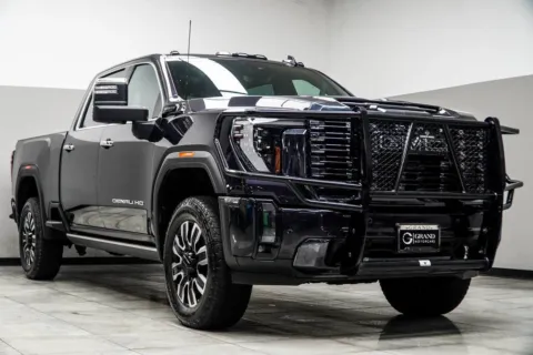 More photos of 2024 GMC Sierra 2500HD Denali Ultimate at Grand Motorcars Kennesaw, GA