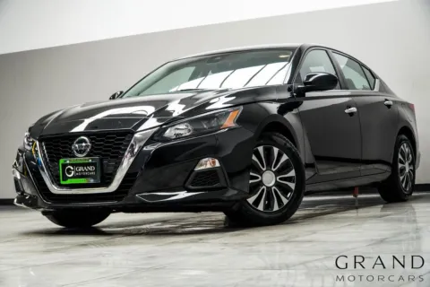 Black 2022 Nissan Altima 2.5 S for sale in Kennesaw, GA