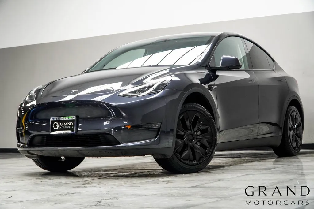 Black 2024 Tesla Model Y Long Range for sale in Kennesaw, GA