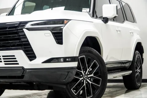 Another view of 2025 Lexus GX 550 Premium+ for sale in Kennesaw, GA at Grand Motorcars Kennesaw