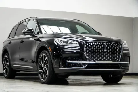 More photos of 2025 Lincoln Corsair Reserve at Grand Motorcars Kennesaw, GA