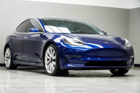More photos of 2019 Tesla Model 3 Long Range at Grand Motorcars Kennesaw, GA
