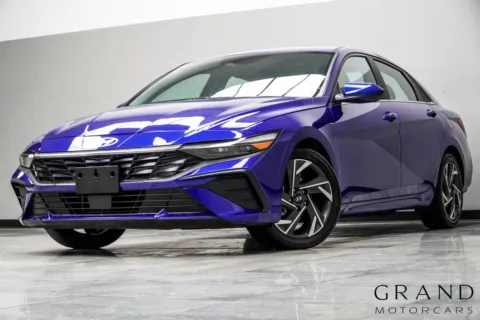 Blue 2024 Hyundai Elantra SEL for sale in Kennesaw, GA