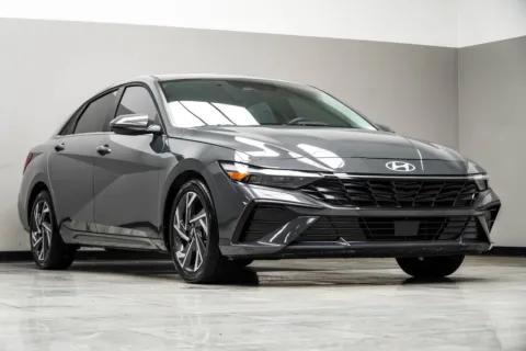 More photos of 2025 Hyundai Elantra Limited at Grand Motorcars Kennesaw, GA
